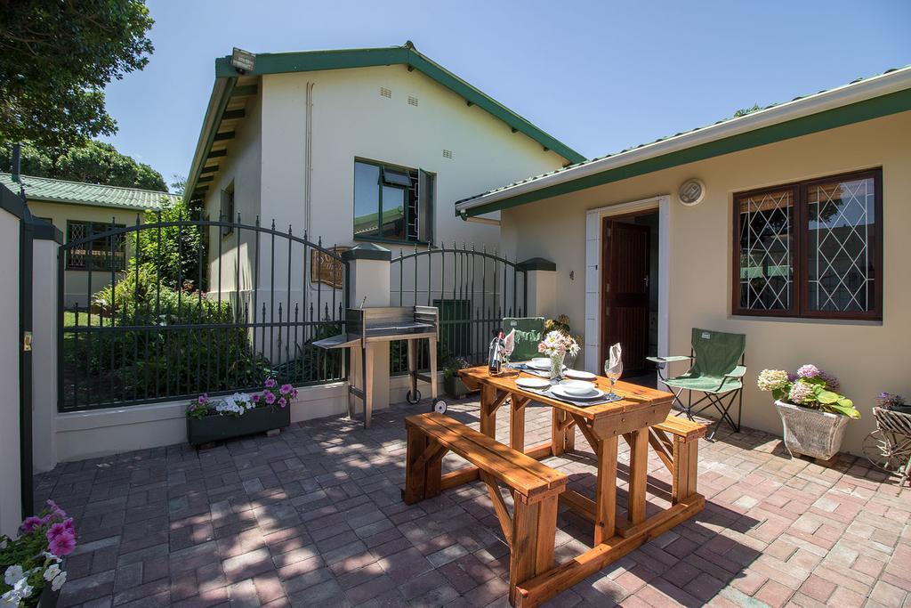 Dunwerkin Self Catering Appartement Kenton on Sea Buitenkant foto