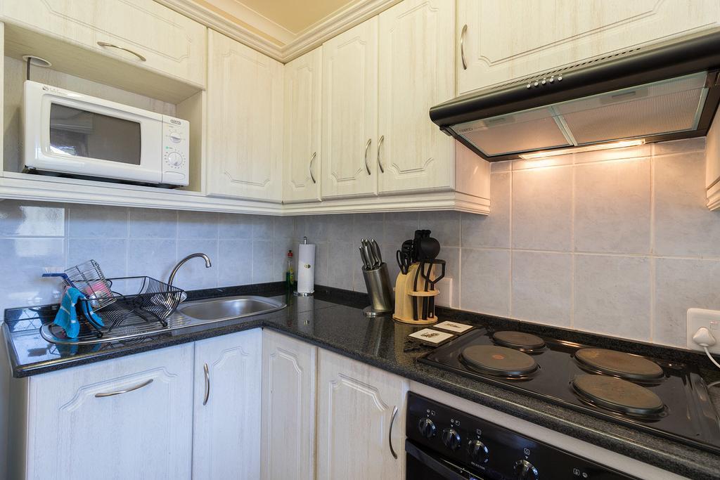 Dunwerkin Self Catering Appartement Kenton on Sea Buitenkant foto
